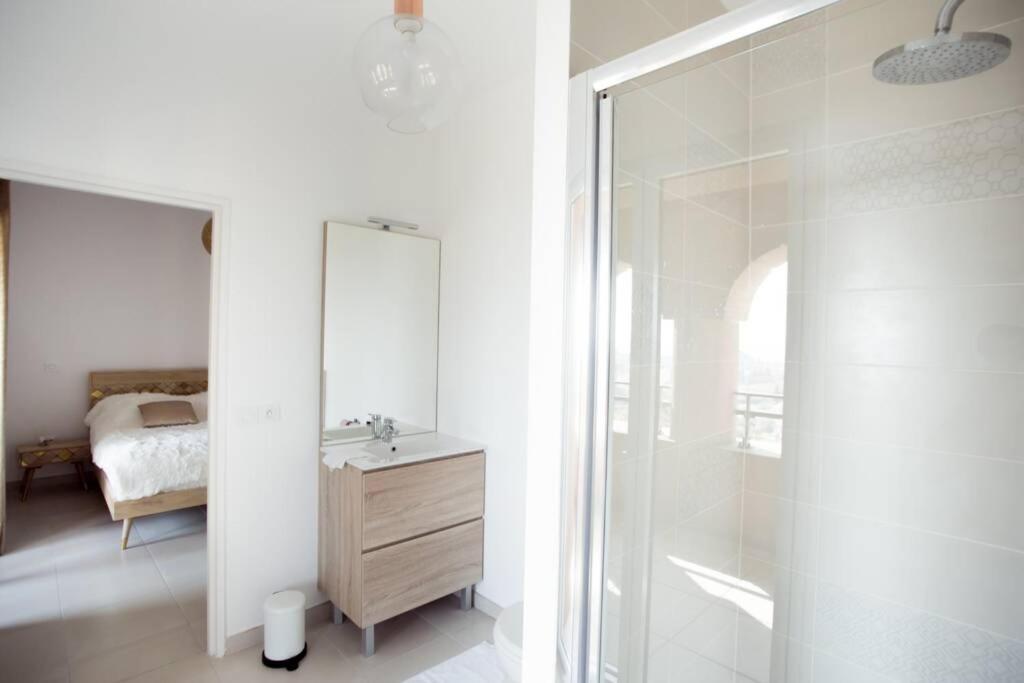 Magnifique Appartement Avec Vue Imprenable La Londe-les-Maures Kültér fotó