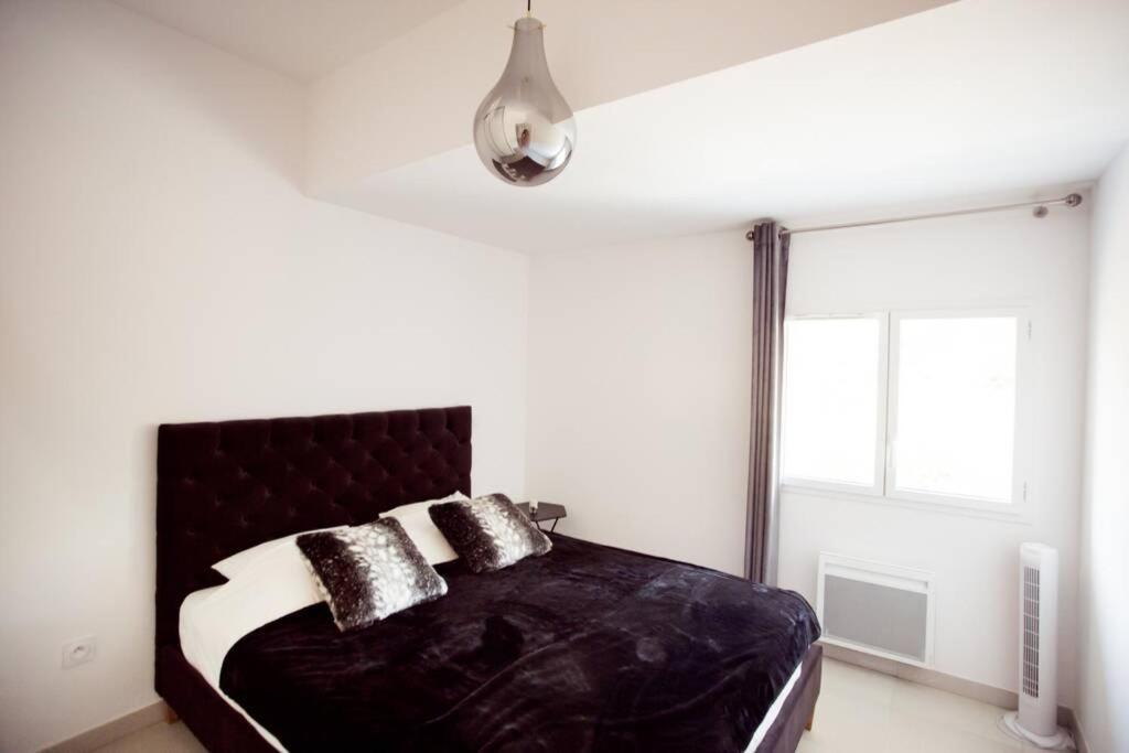 Magnifique Appartement Avec Vue Imprenable La Londe-les-Maures Kültér fotó