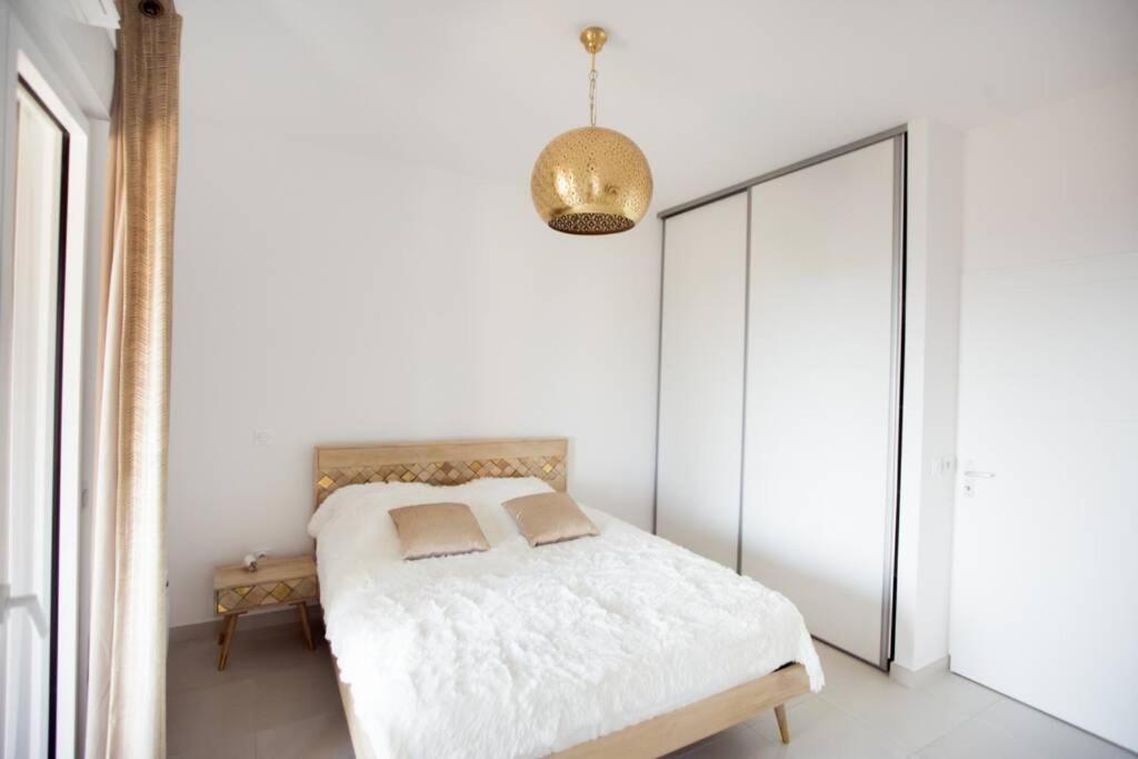 Magnifique Appartement Avec Vue Imprenable La Londe-les-Maures Kültér fotó